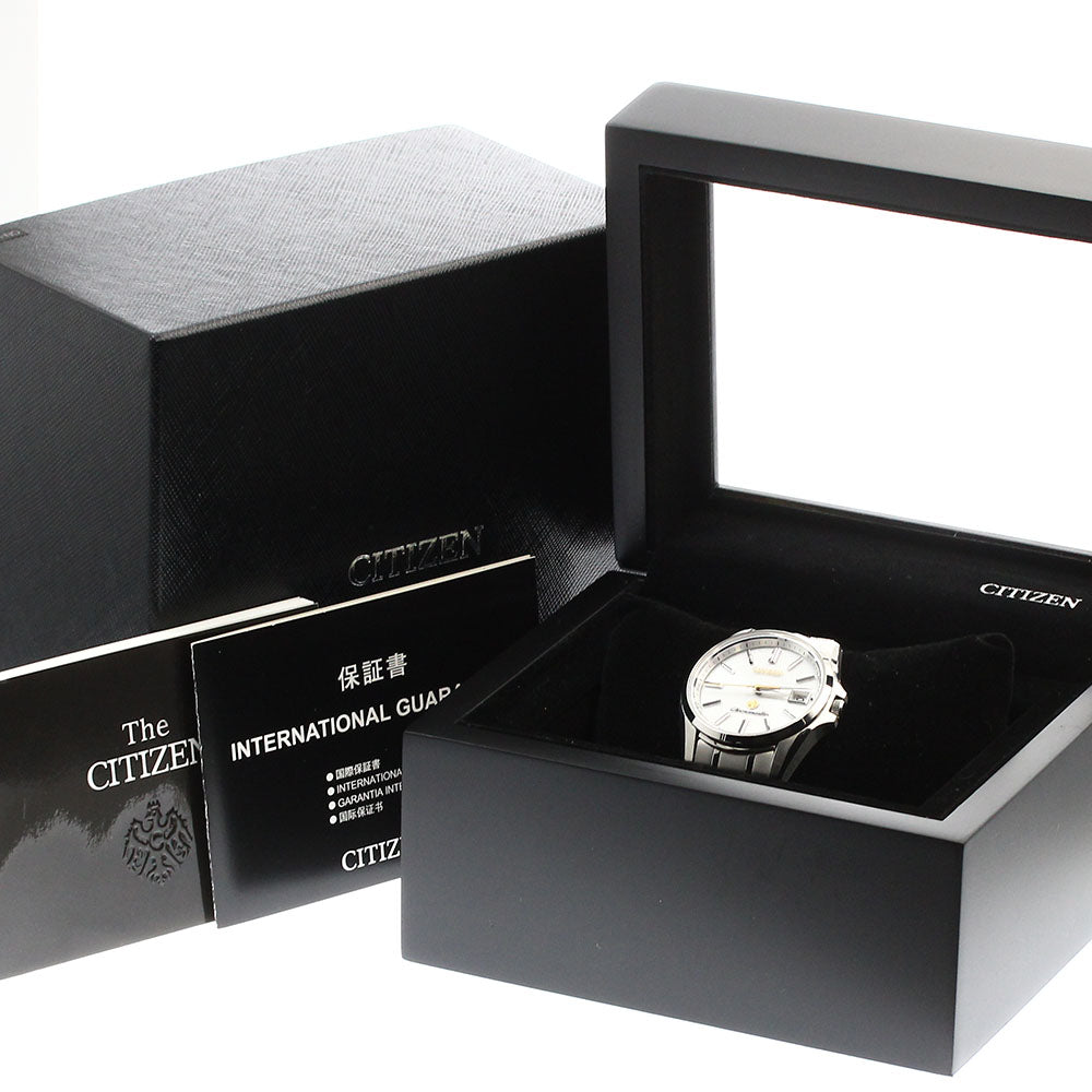 CITIZEN The Citizen AQ4021-51W/A060-T025234 Solar Powered Men's Watch_904640